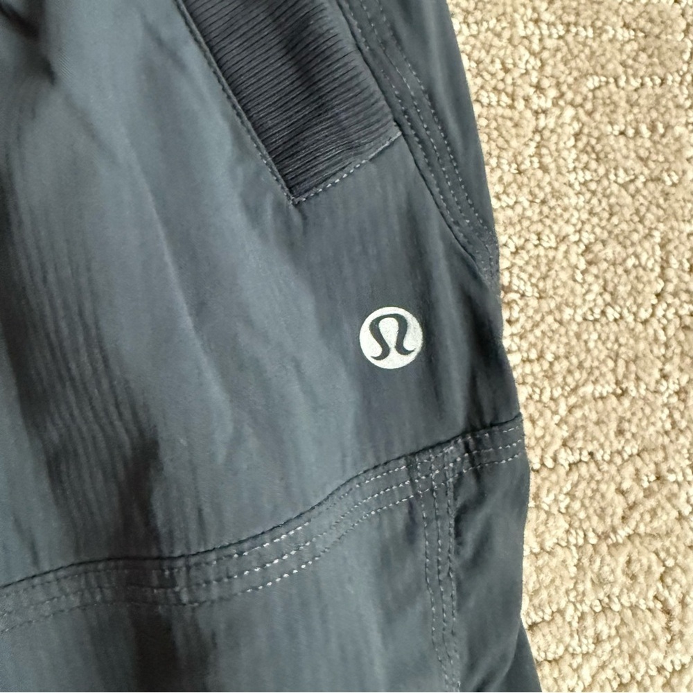 Lululemon Dance Studio Crop - Picture 3 of 7